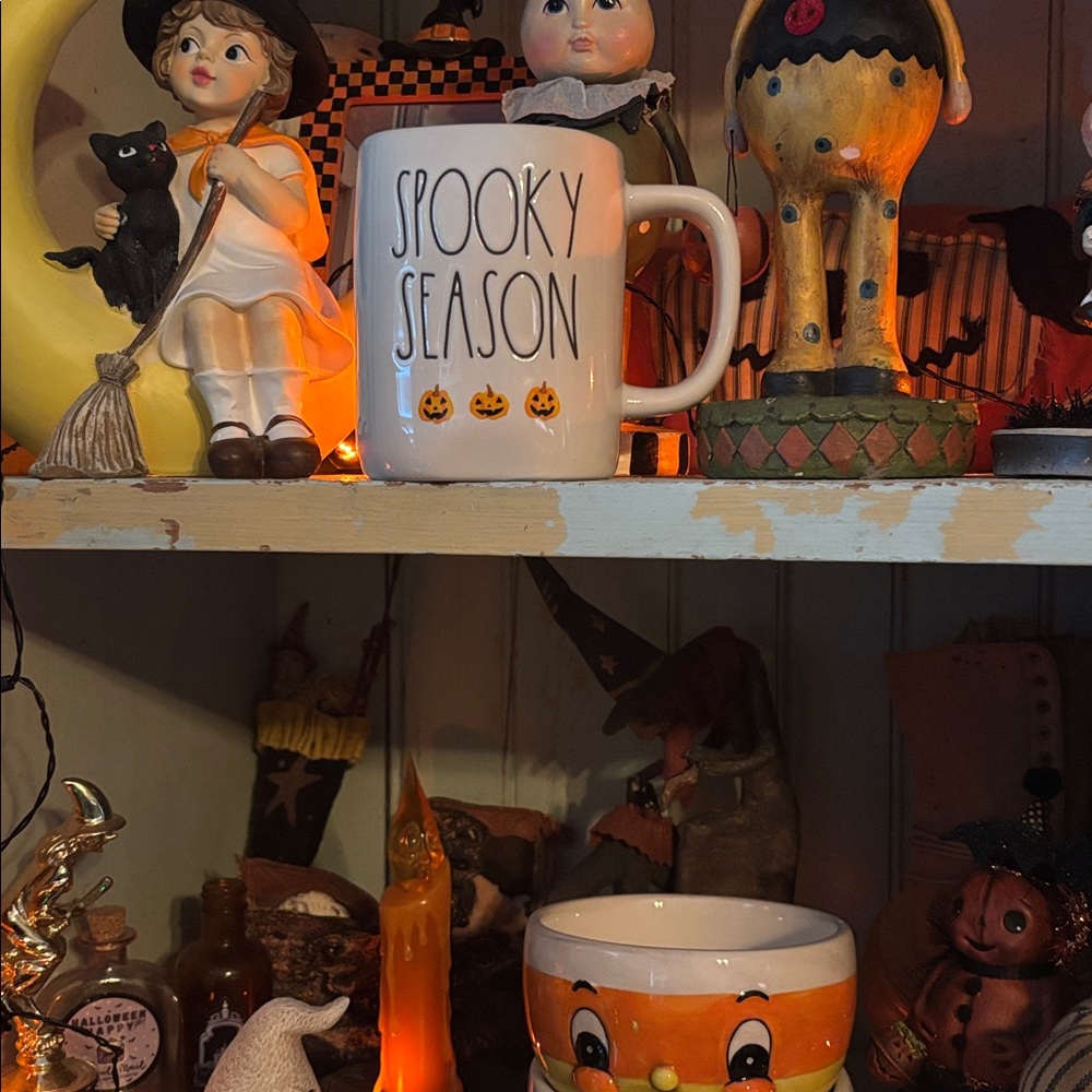 Spooky Season Rae Dunn Halloween mug 🎃 🎃 🎃